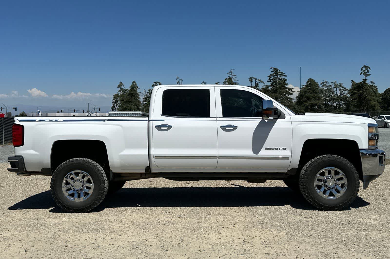 Used 2016 Chevrolet Silverado 2500 LTZ w/ LTZ Plus Package AWD/4WD image 9