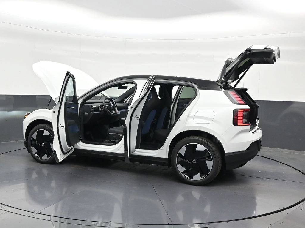 New 2026 Volvo EX30 Plus w/ Protection Package Premier AWD/4WD image 32