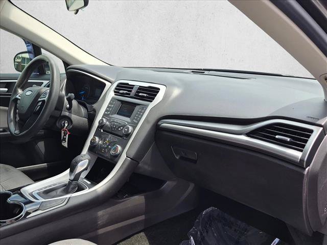 Used 2016 Ford Fusion S FWD image 19