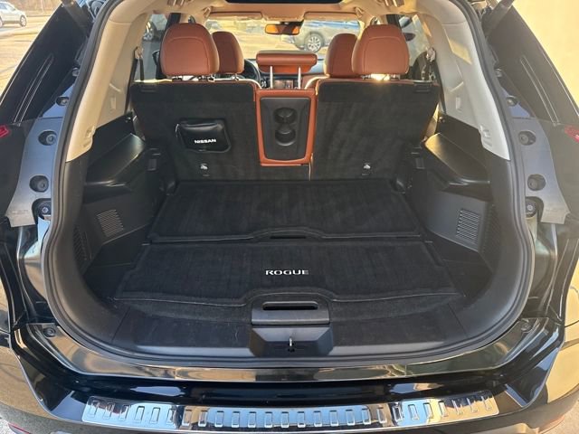 Used 2018 Nissan Rogue SL w/ Premium Package image 23