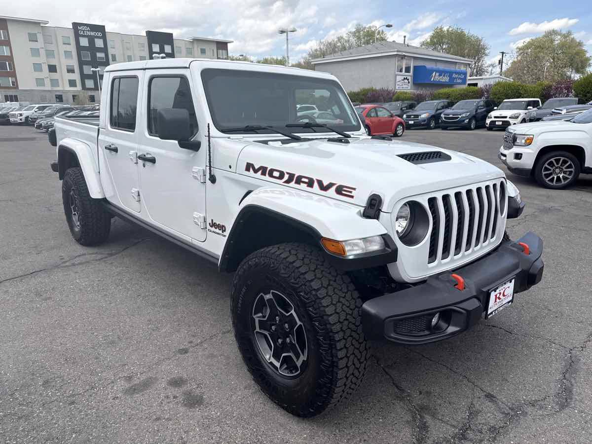 Used 2022 Jeep Gladiator Mojave w/ Trailer Tow Package AWD/4WD image 4