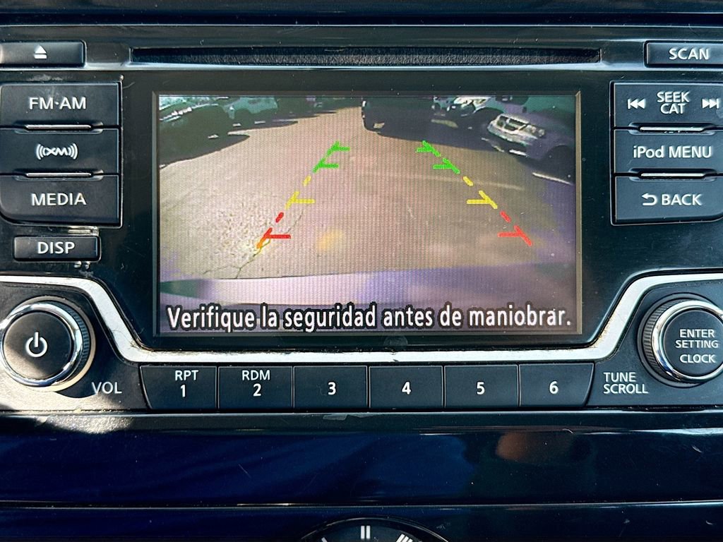 Used 2018 Nissan Versa Note SV image 14