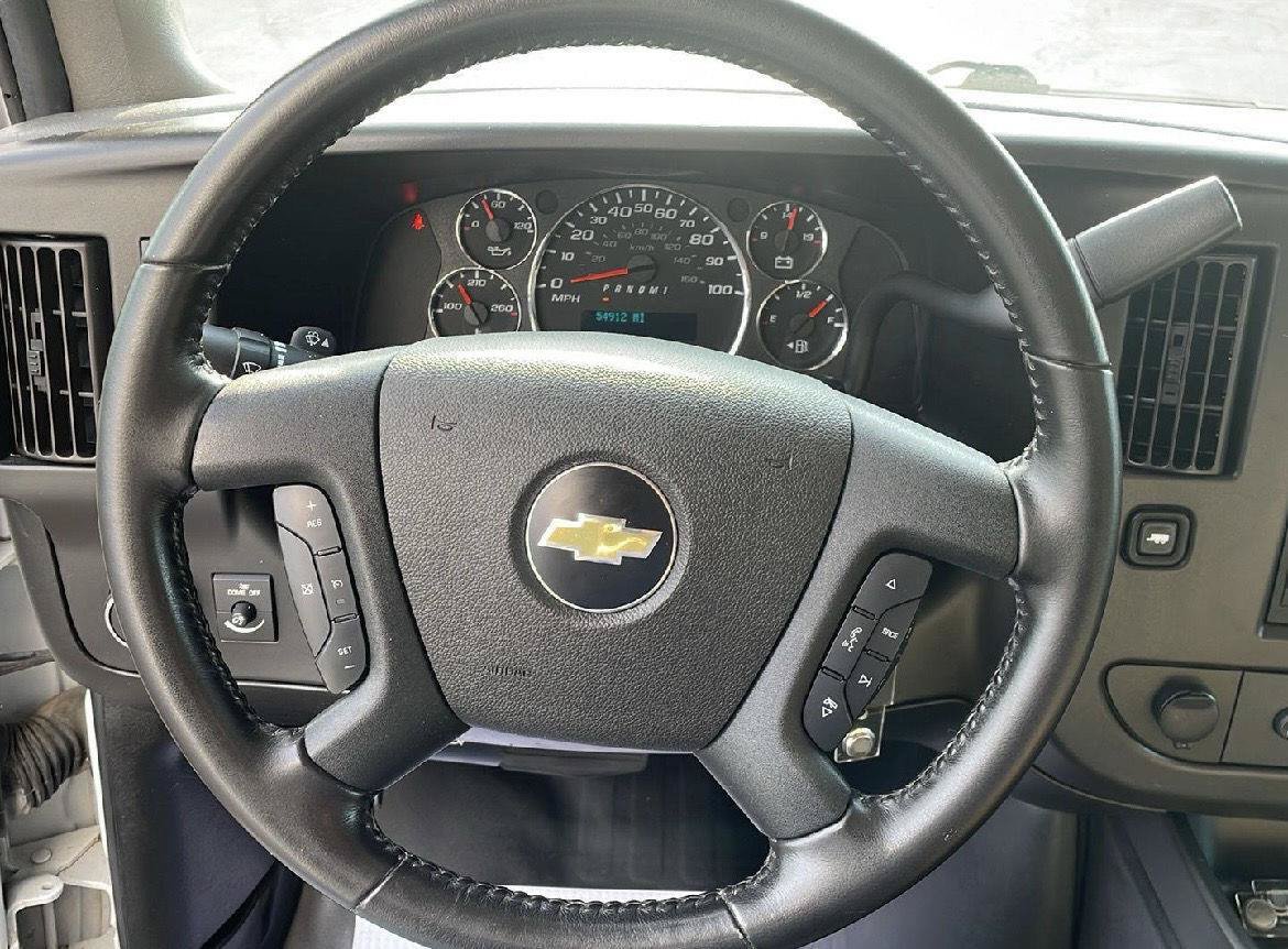 Used 2021 Chevrolet Express 4500 Extended w/ Power Convenience Package RWD image 13