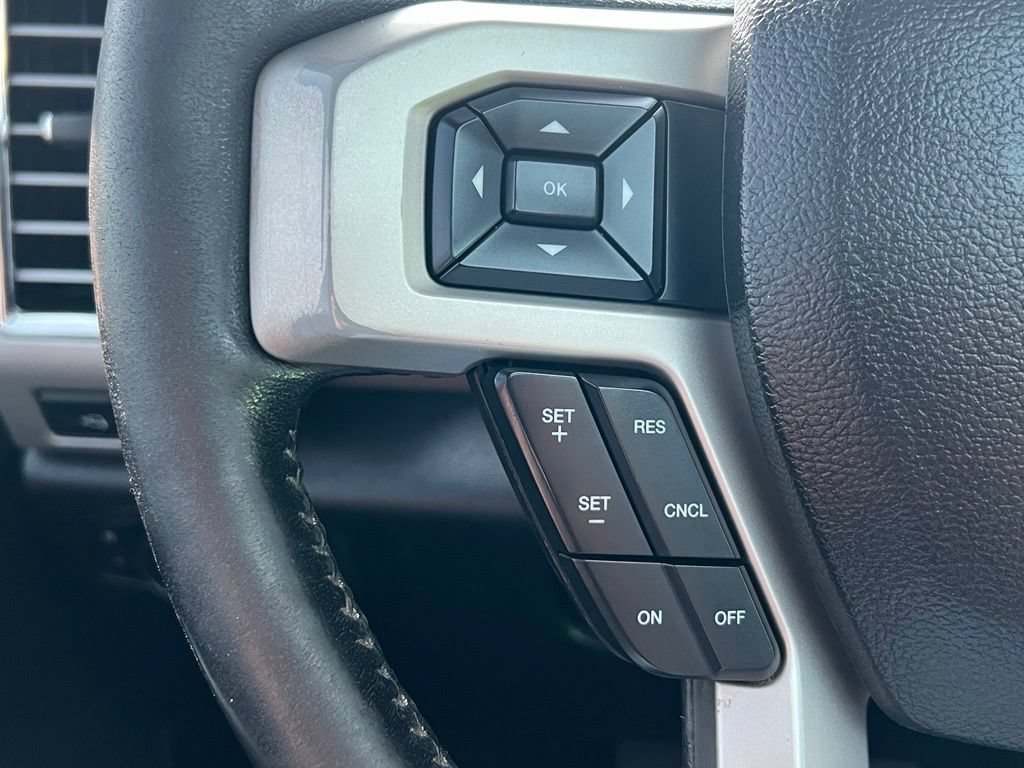 Used 2017 Ford F250 Lariat w/ Lariat Ultimate Package AWD/4WD image 39