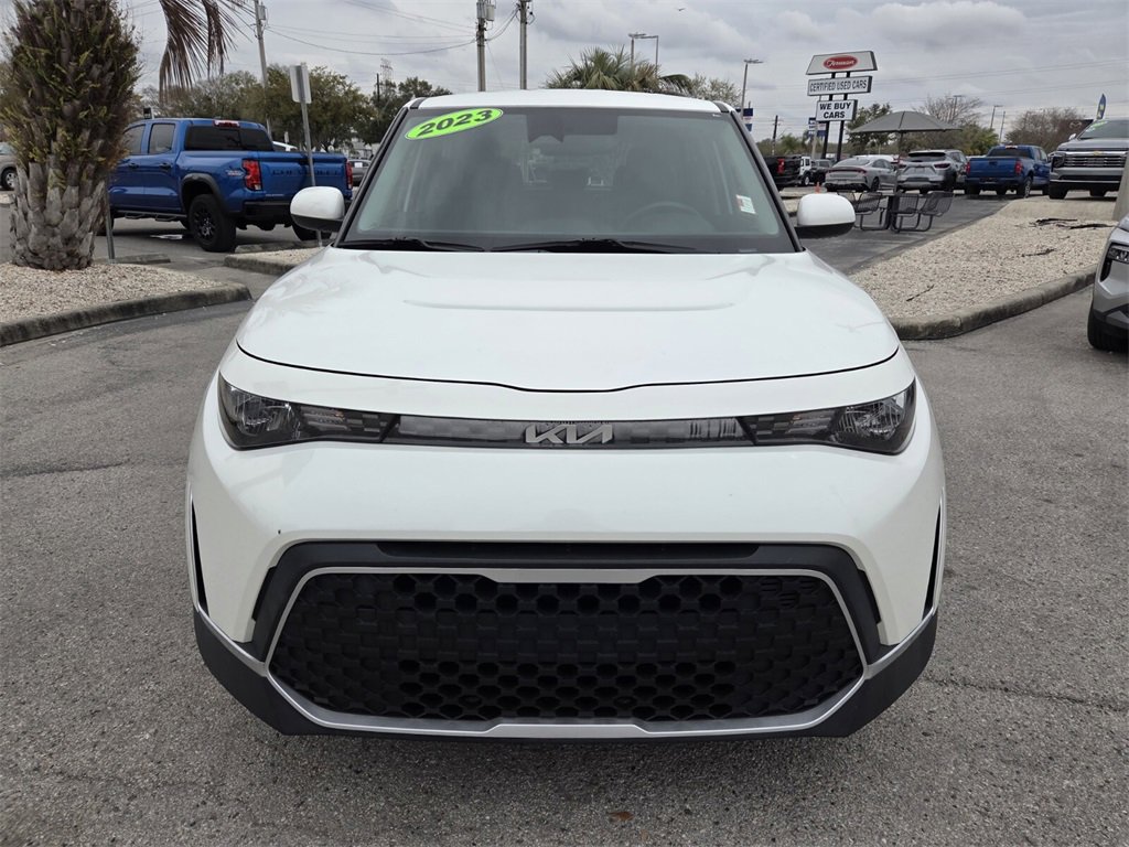 Used 2023 Kia Soul LX w/ LX Technology Package image 18