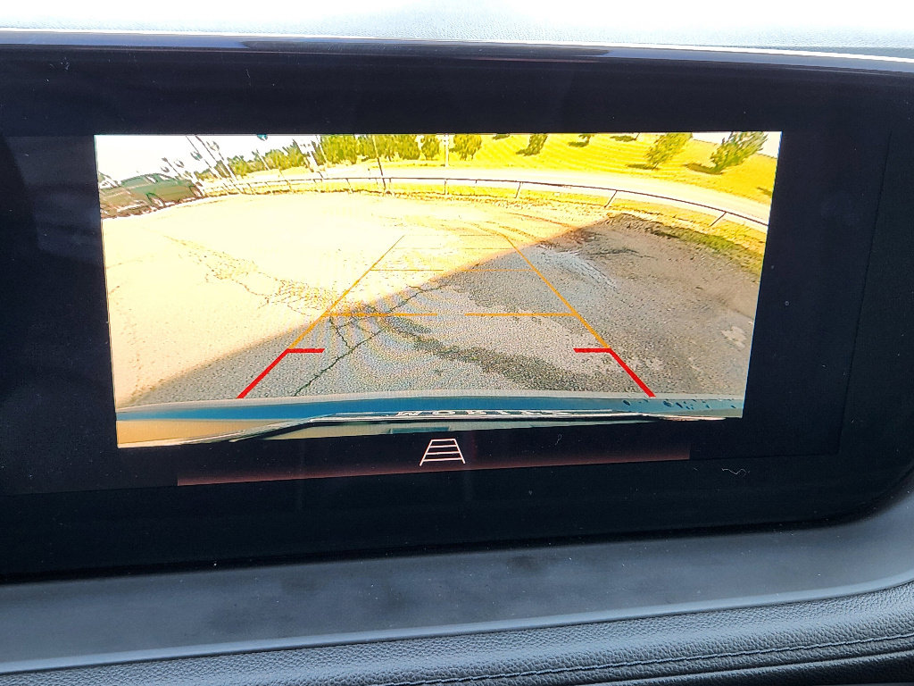 Certified 2025 Buick Encore GX Preferred image 18