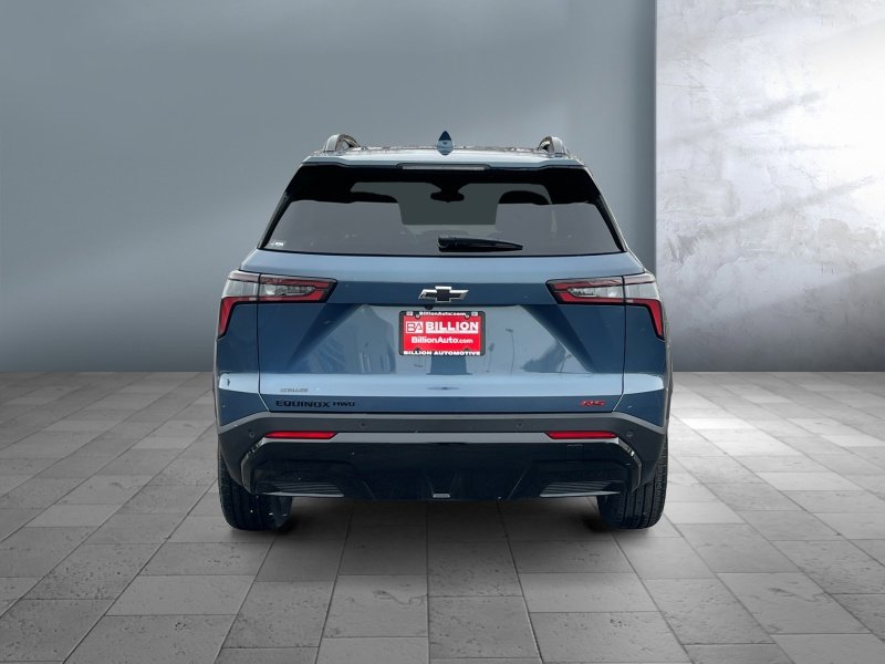 Used 2026 Chevrolet Equinox RS w/ Convenience Package III image 5