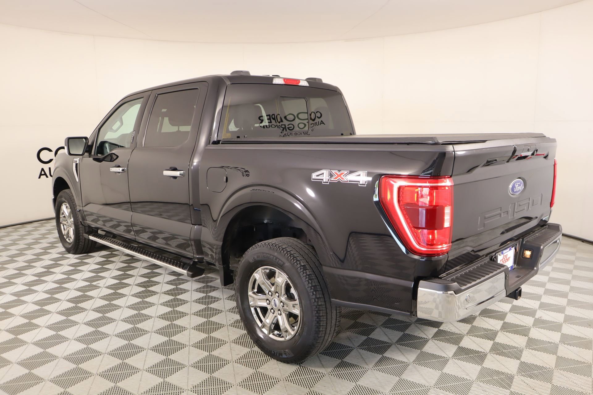 Used 2023 Ford F150 4x4 SuperCrew image 23
