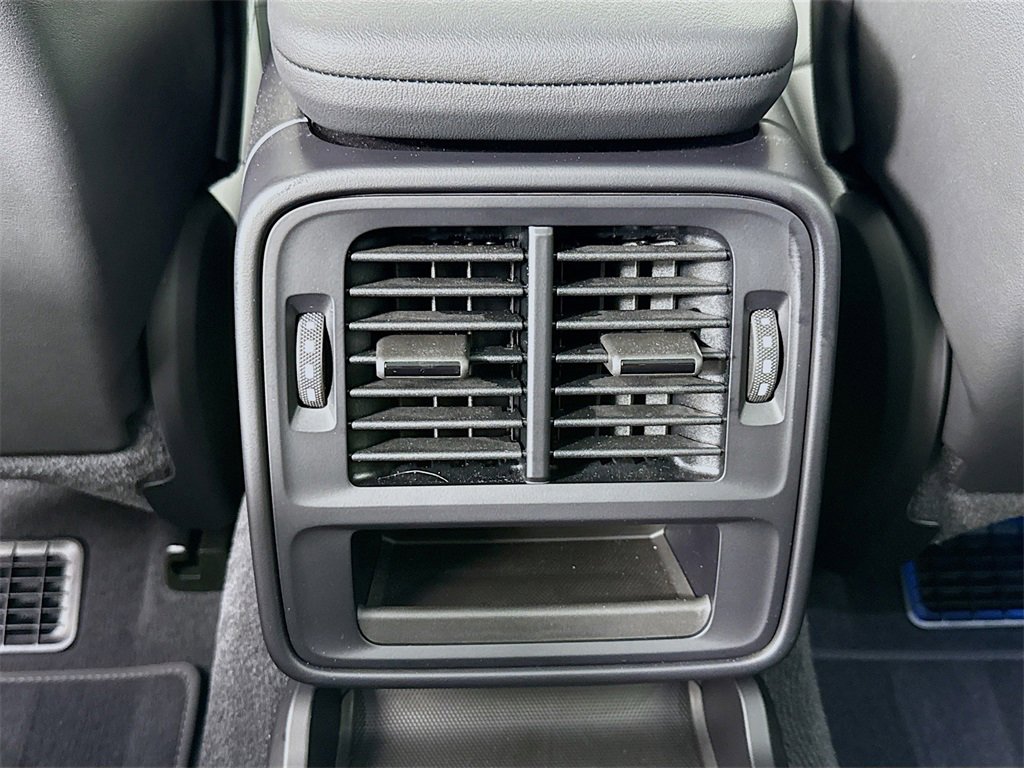 Used 2024 Porsche Taycan image 26