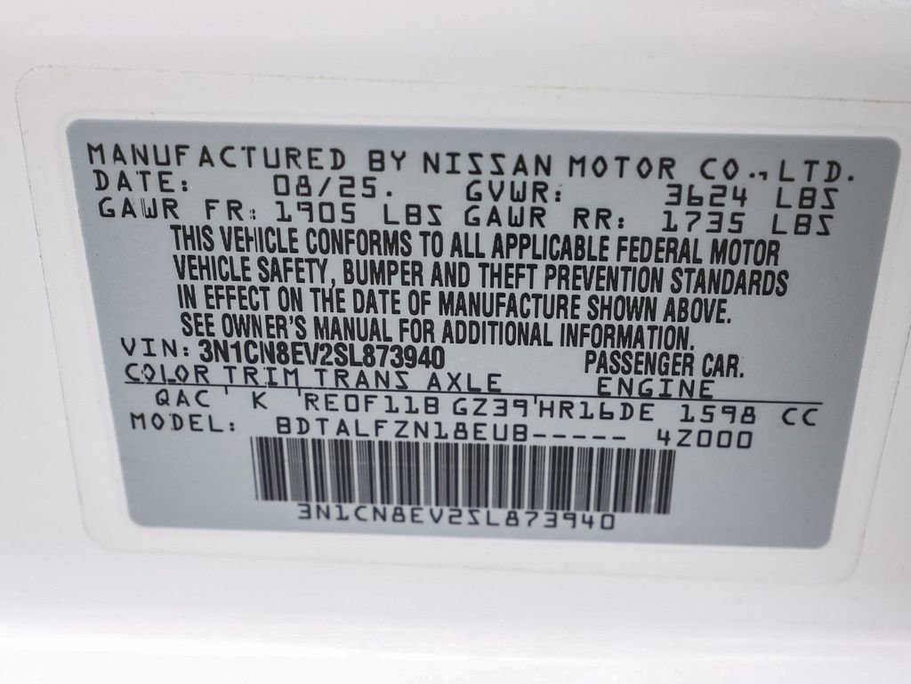 Used 2025 Nissan Versa SV w/ Trunk Package image 32