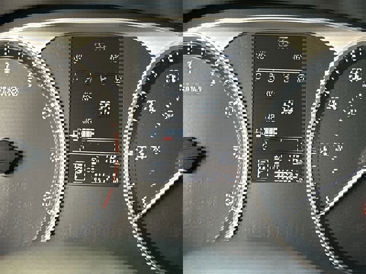 Used 2021 Nissan Kicks S image 28