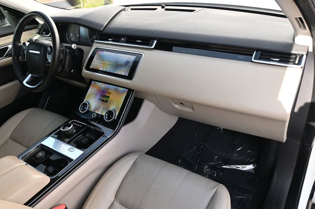 Used 2018 Land Rover Range Rover Velar S image 10
