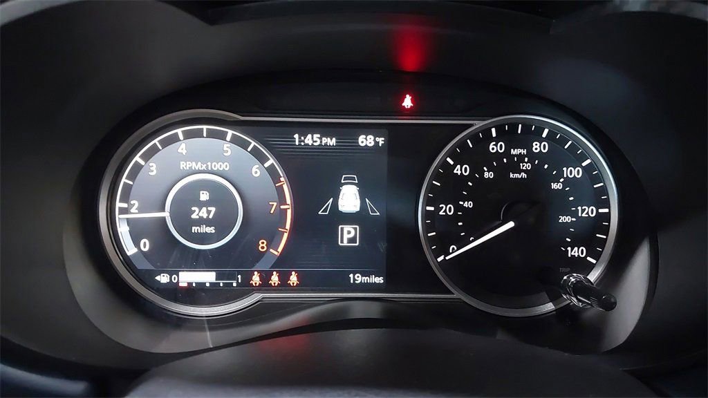 Used 2025 Nissan Versa SV w/ Trunk Package image 22