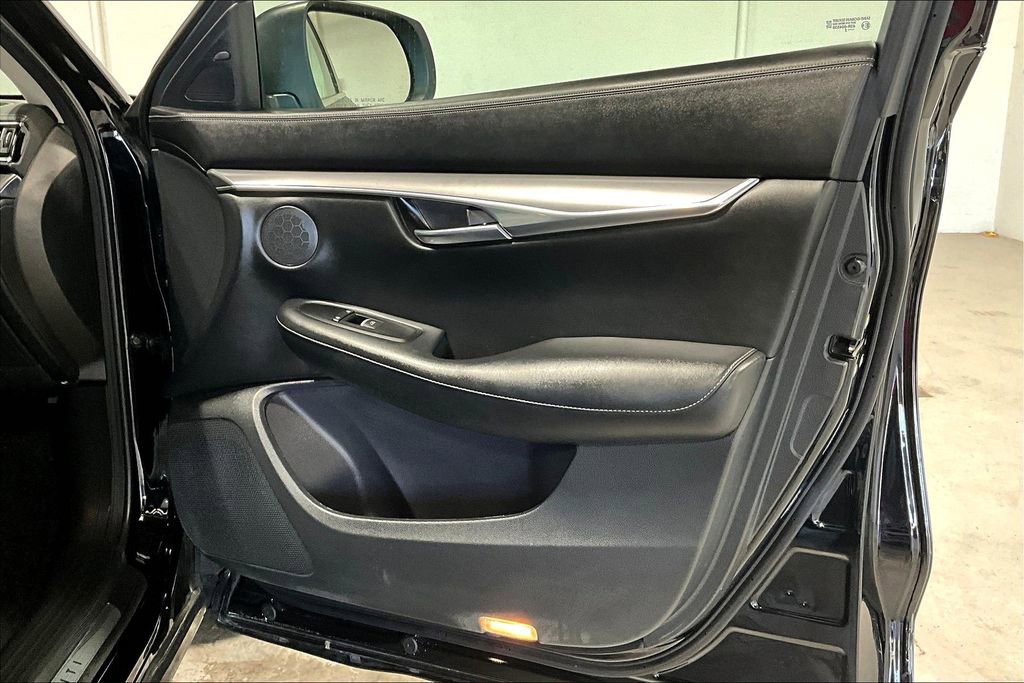 Used 2024 INFINITI QX50 Luxe image 23