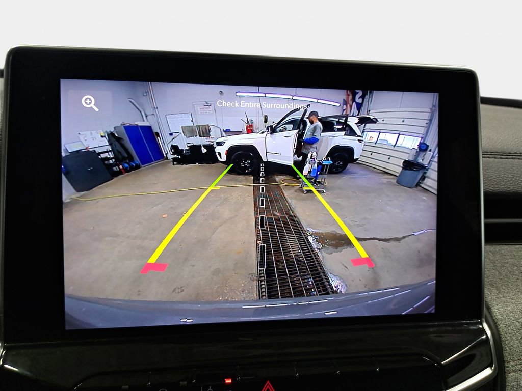 Certified 2023 Jeep Compass Latitude image 22