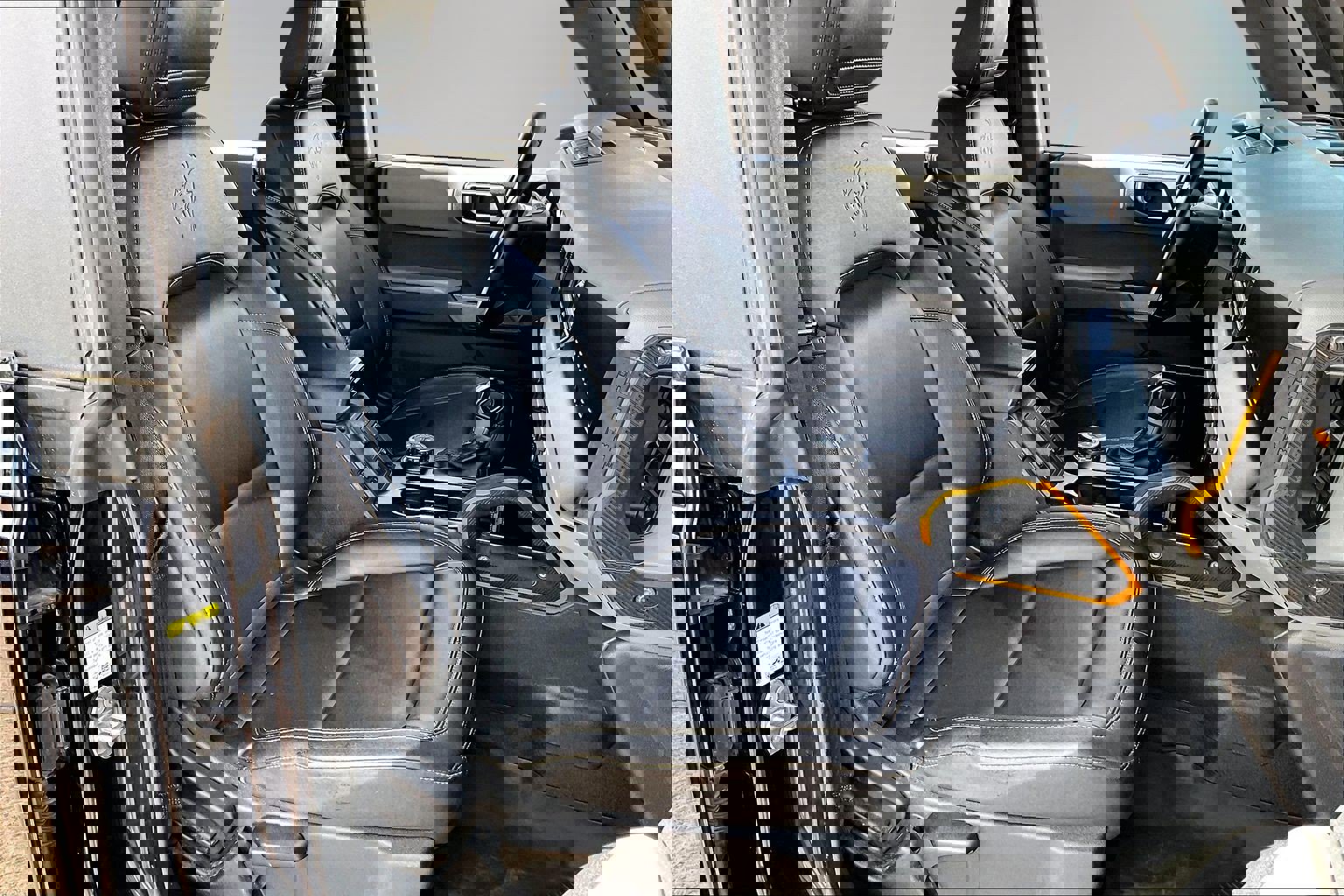 Used 2021 Ford Bronco Badlands w/ Sasquatch Package image 29