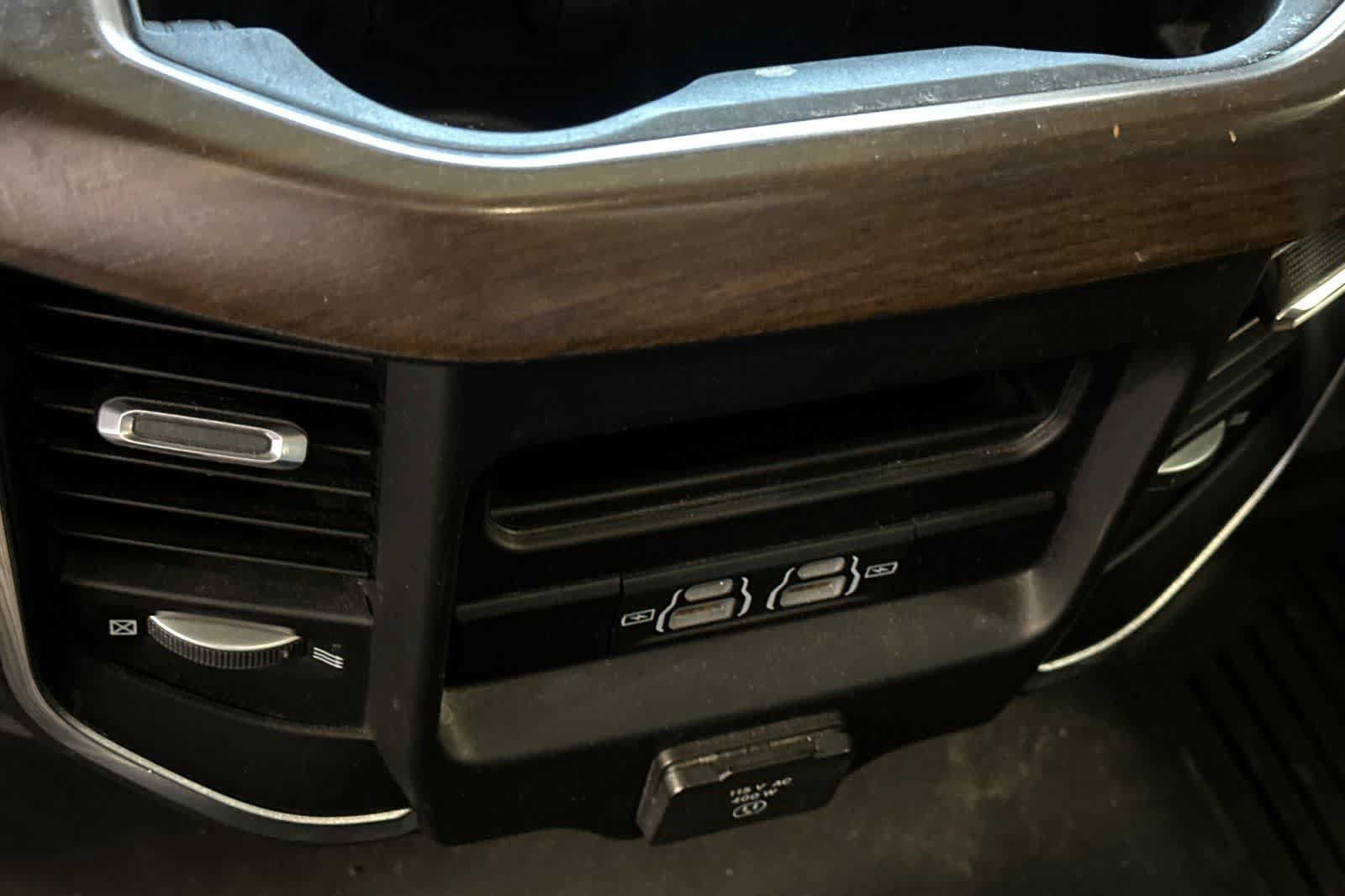Used 2022 RAM 3500 Laramie AWD/4WD image 15