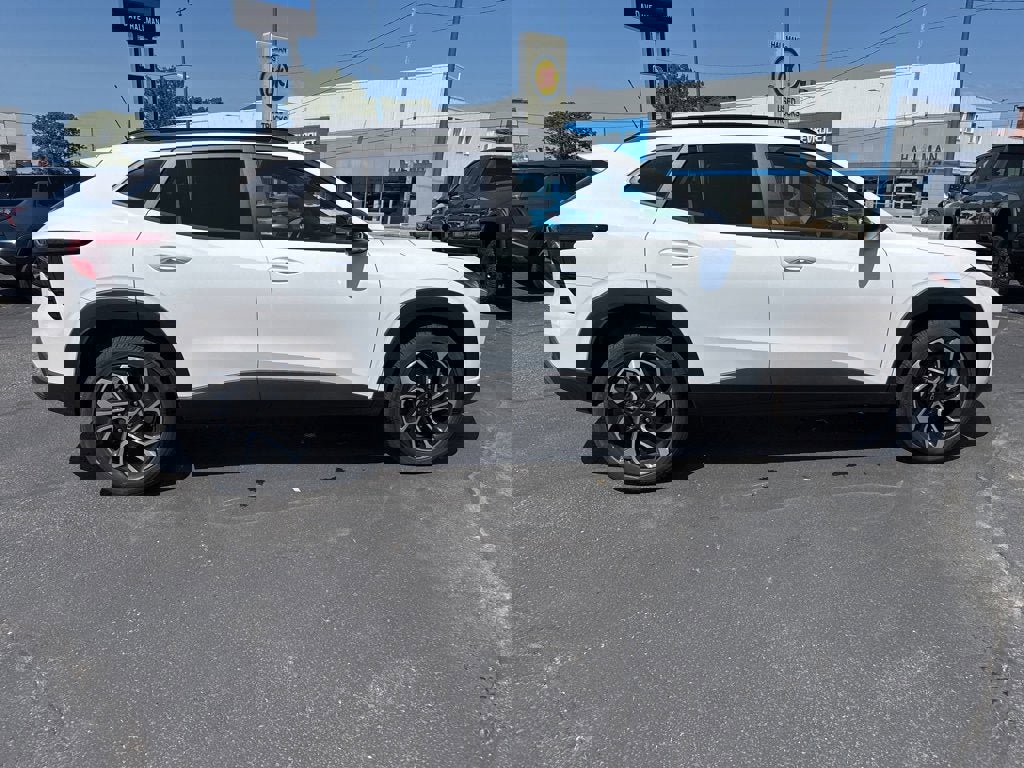 New 2025 Chevrolet Trax RS w/ Driver Confidence Package image 8