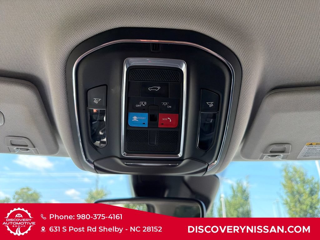 Used 2022 Jeep Grand Cherokee Limited AWD/4WD image 30