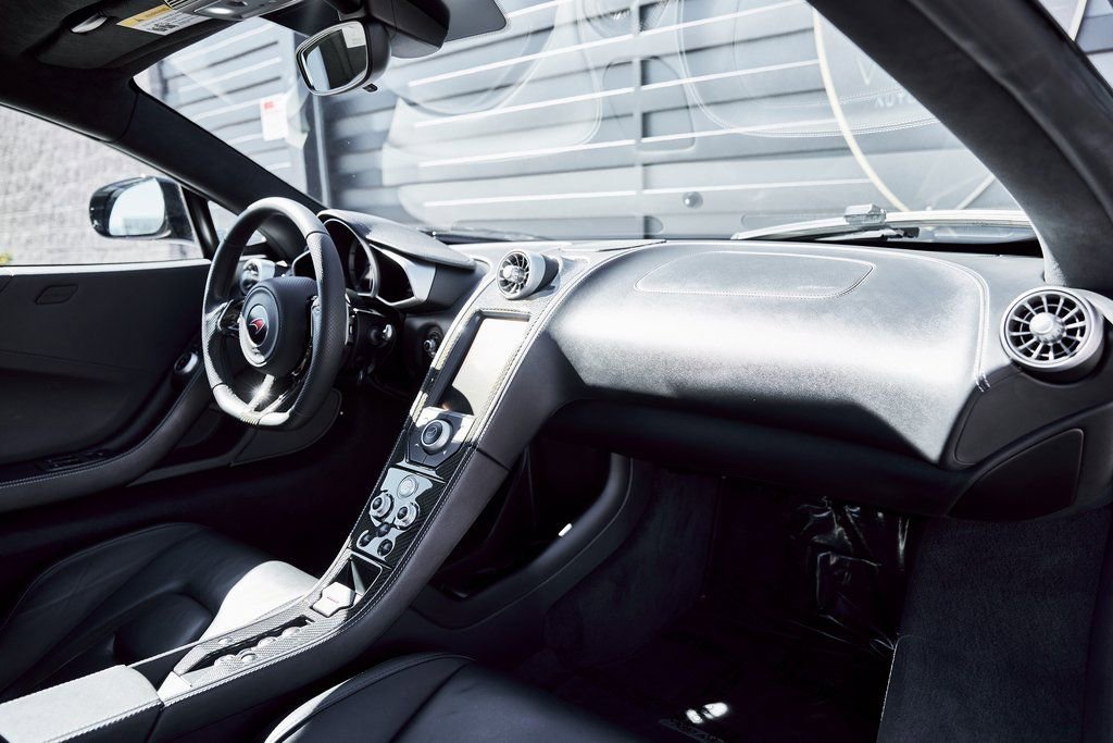 Used 2012 McLaren MP4-12C Coupe image 43