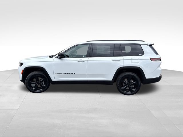 New 2026 Jeep Grand Cherokee L Limited w/ Limited Altitude Package AWD/4WD image 4