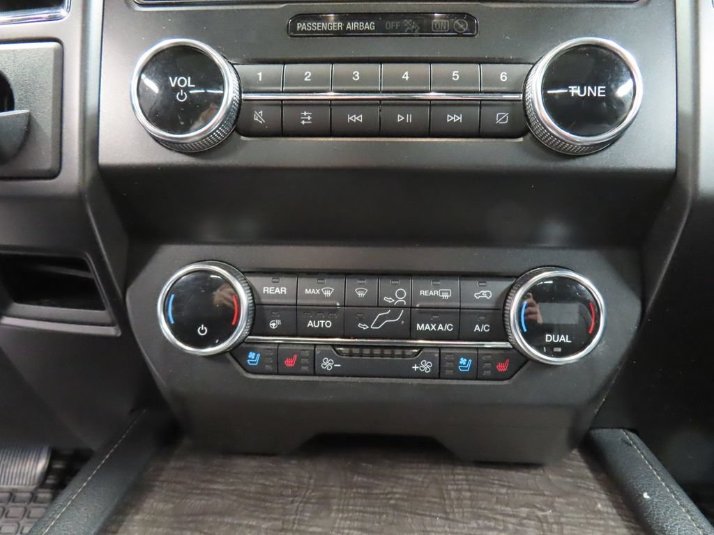 Used 2019 Ford Expedition Max Limited AWD/4WD image 47