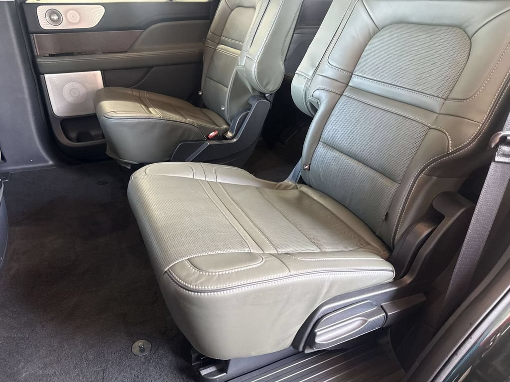 Certified 2022 Lincoln Navigator Black Label AWD/4WD image 27