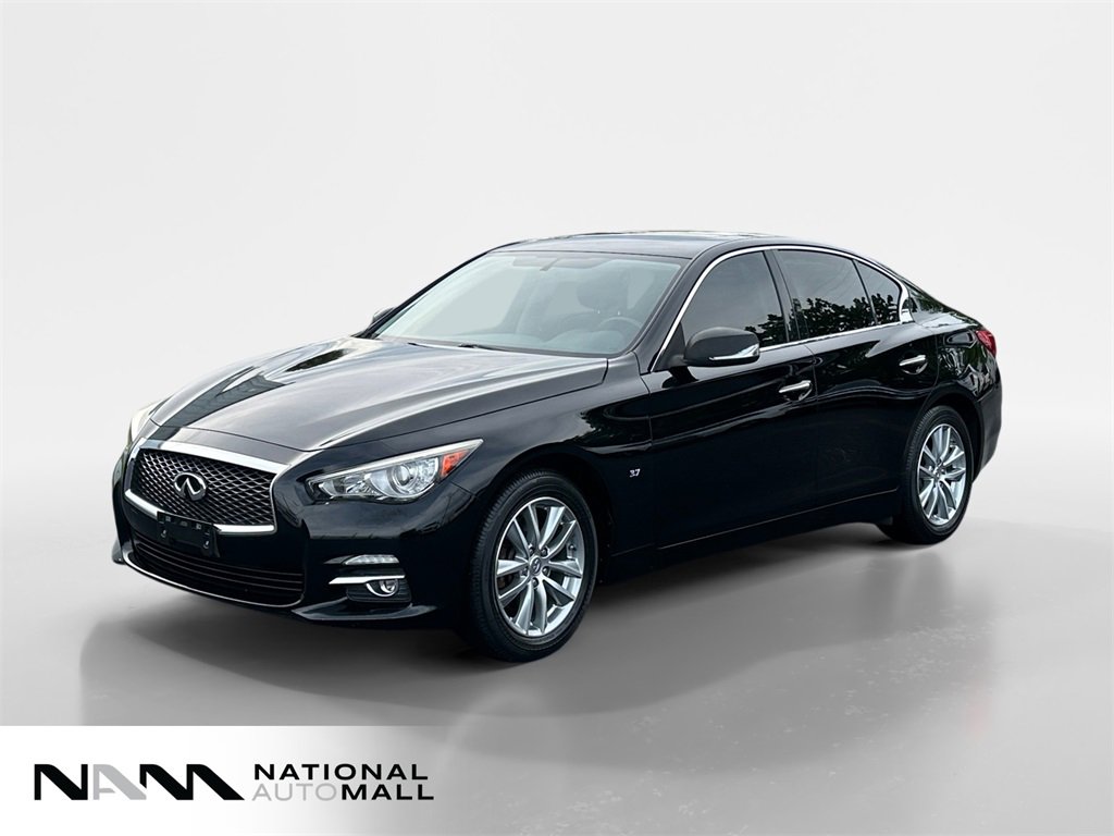 Used 2015 INFINITI Q50 2.0t w/ Moonroof Package