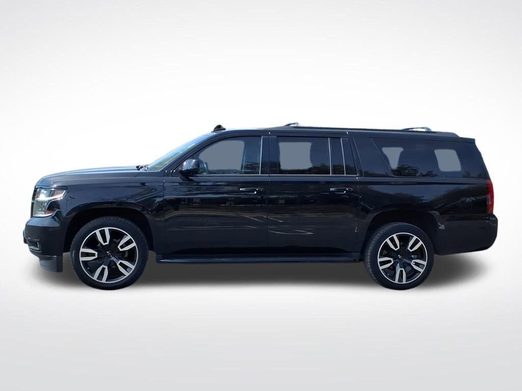 Used 2019 Chevrolet Suburban Premier w/ RST 6.2L Performance Edition AWD/4WD image 7
