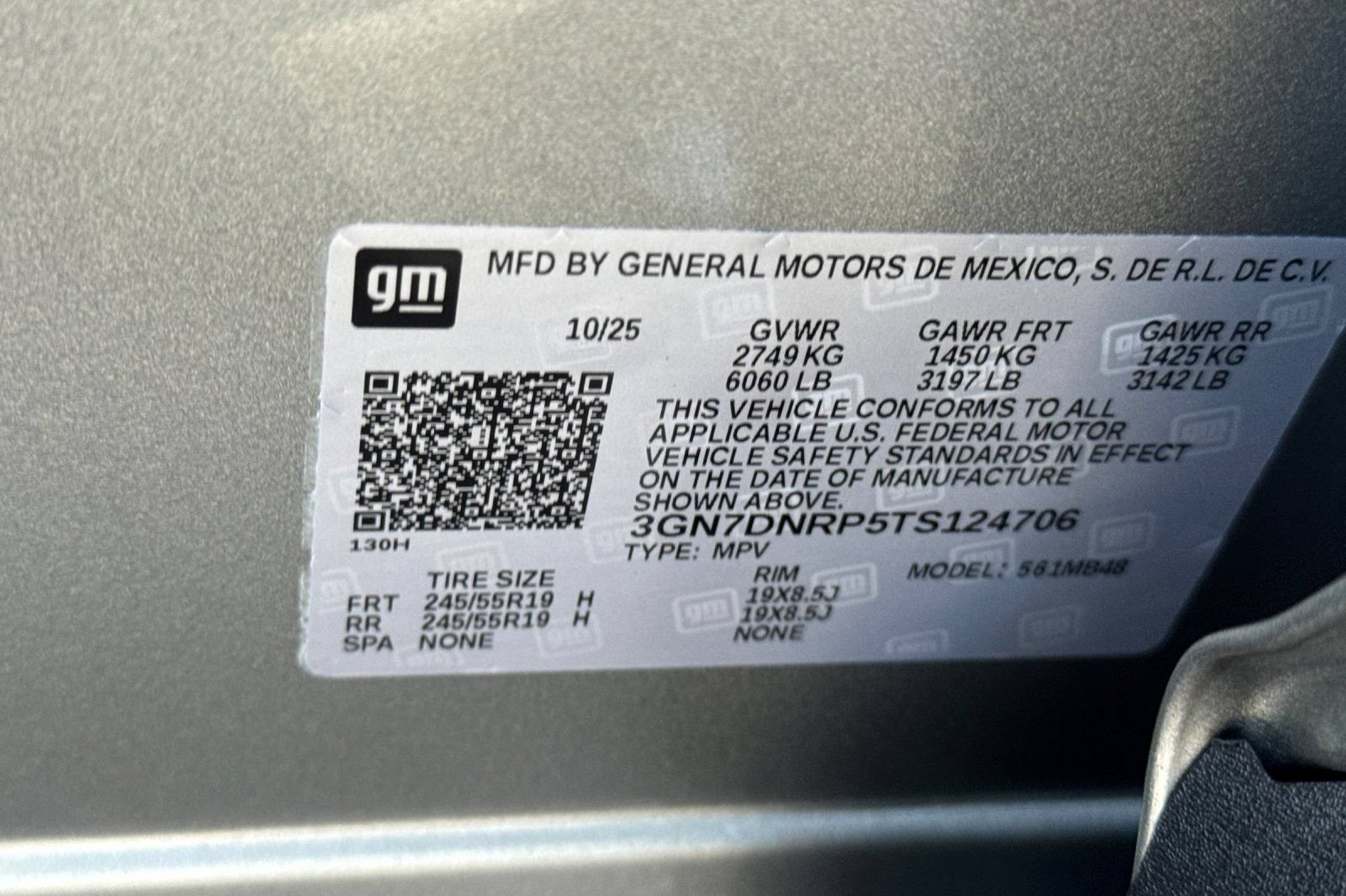 Used 2026 Chevrolet Equinox EV LT FWD image 51