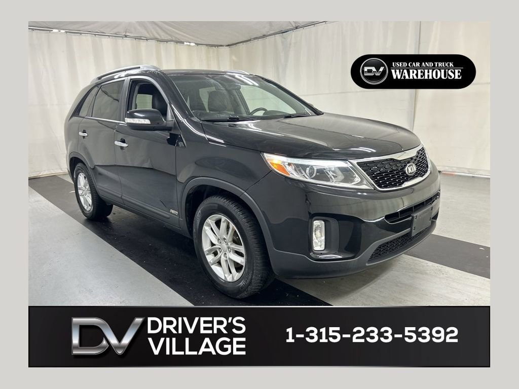 Used 2015 Kia Sorento LX AWD/4WD image 1