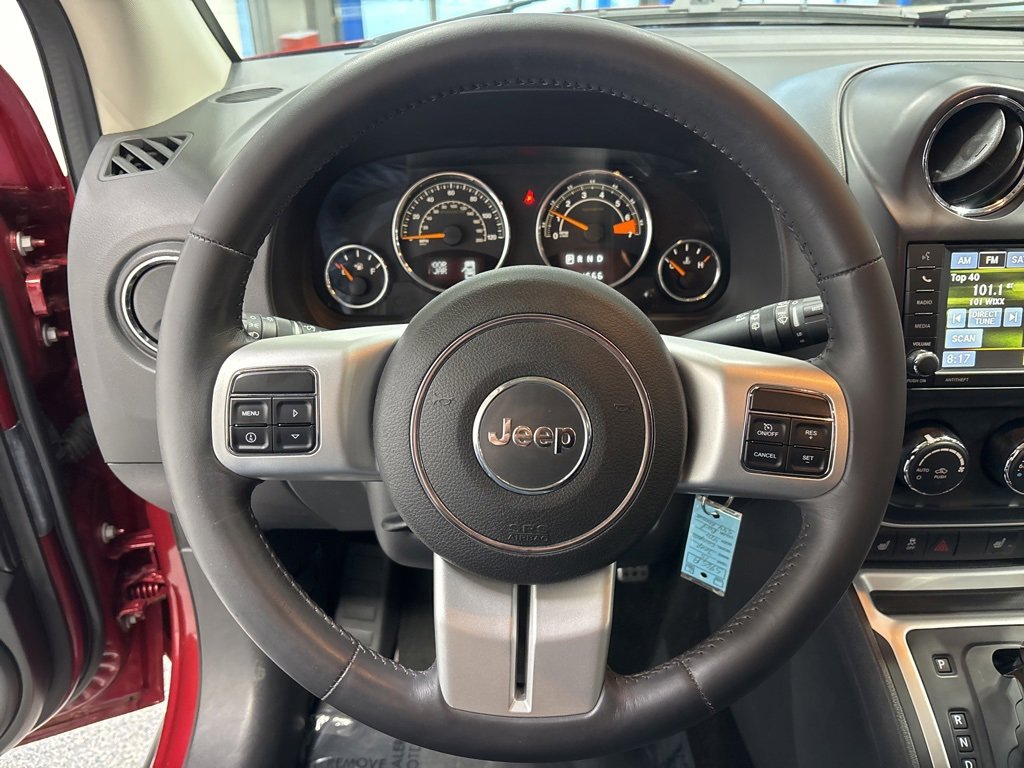 Used 2015 Jeep Compass Limited image 14