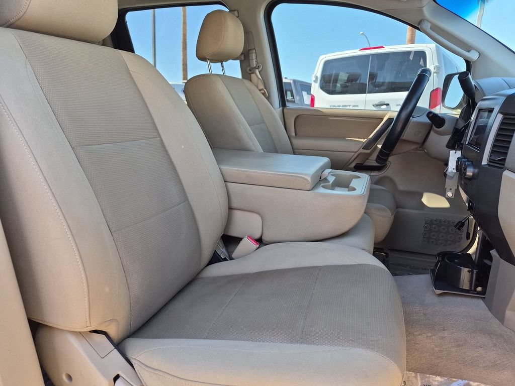 Used 2008 Nissan Titan XE RWD image 17