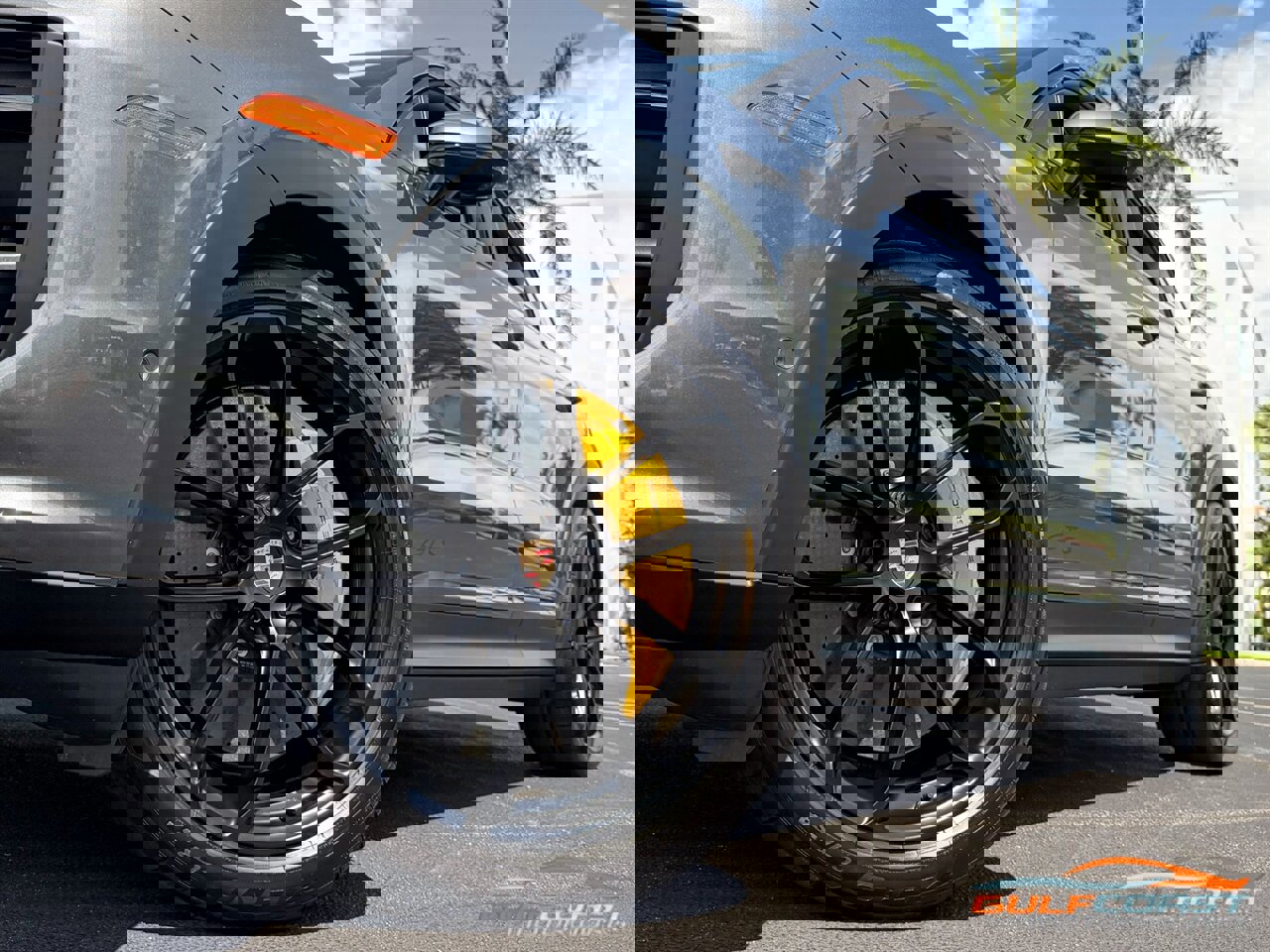 Used 2026 Porsche Cayenne GTS image 11