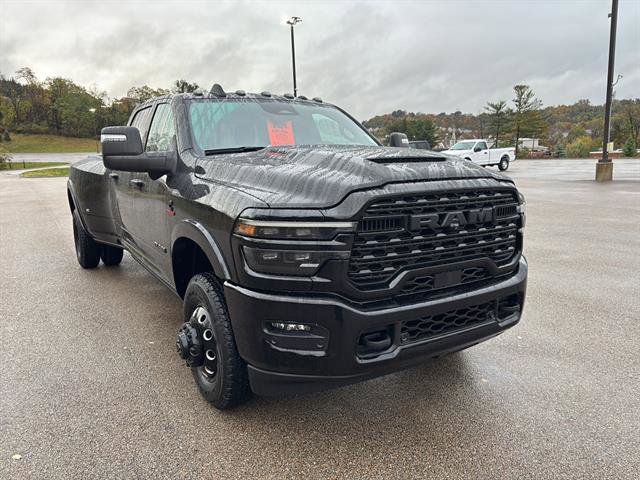 Used 2025 RAM 3500 Limited image 6