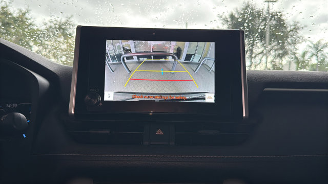 Used 2025 Toyota RAV4 LE AWD/4WD image 24