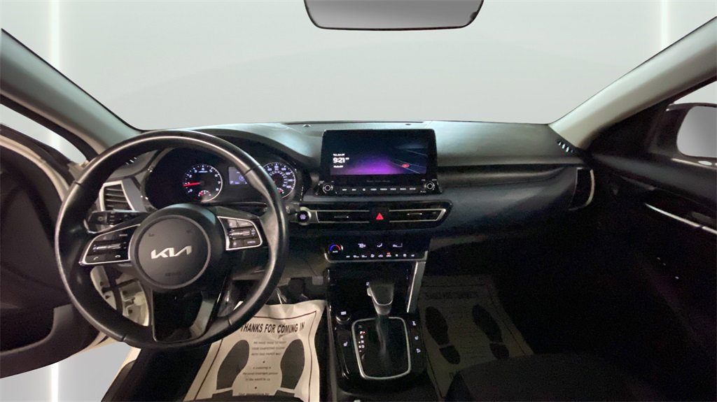 Used 2023 Kia Seltos S w/ Navigation Package image 14