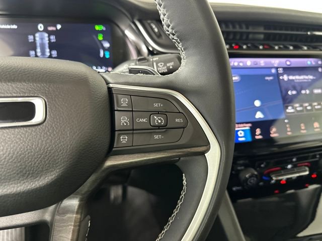 Used 2023 Jeep Grand Cherokee 4WD 4xe image 16