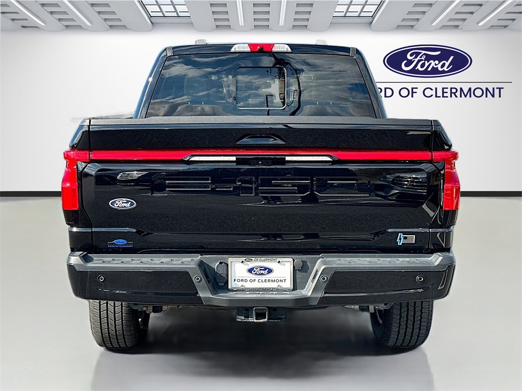 Used 2025 Ford F150 Lightning Lariat image 6
