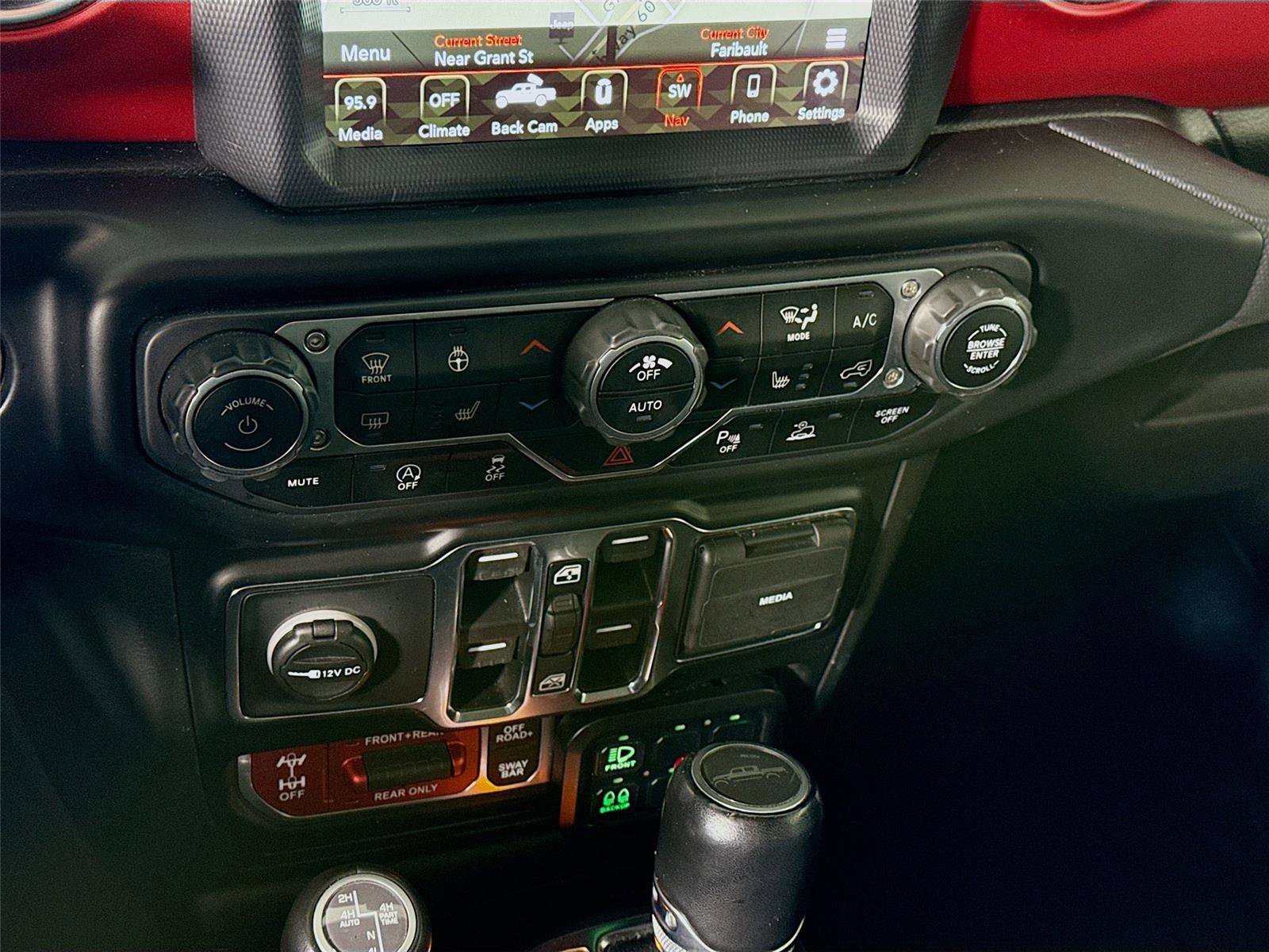 Used 2021 Jeep Gladiator Rubicon image 10