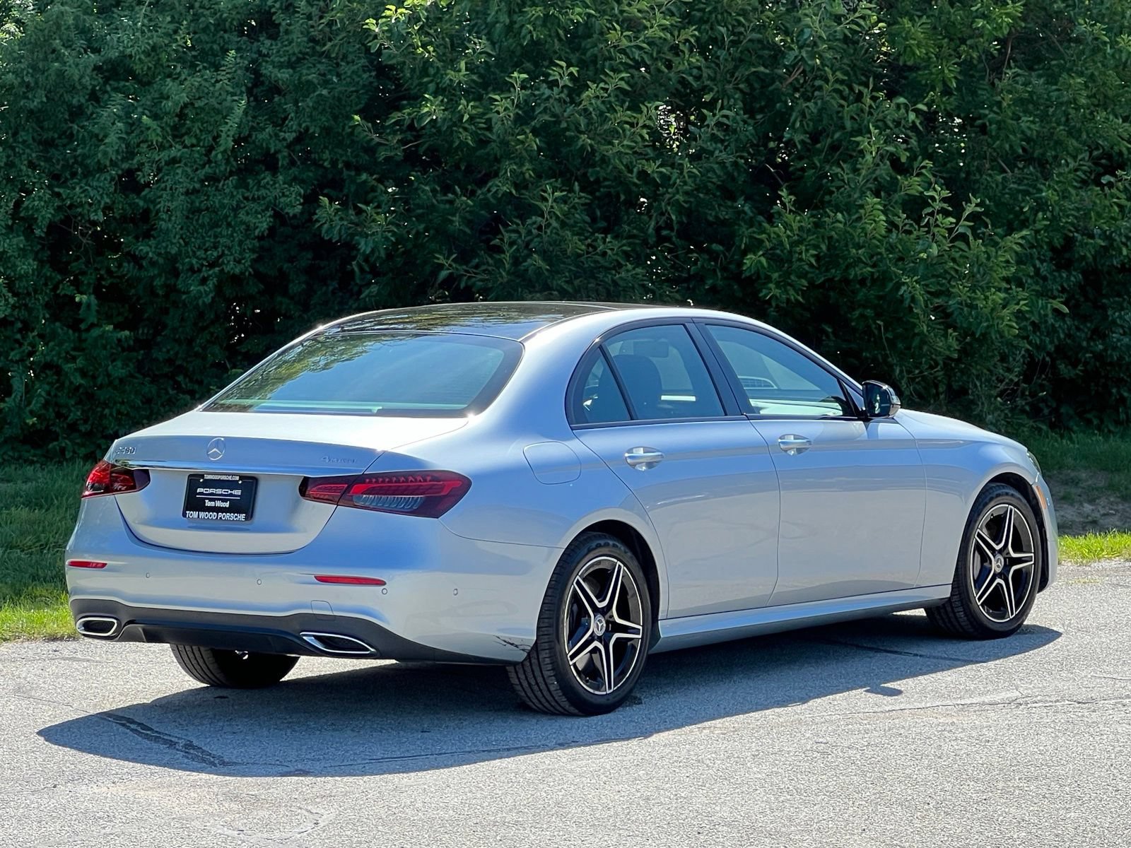 Used 2021 Mercedes-Benz E 450 4MATIC Sedan image 6