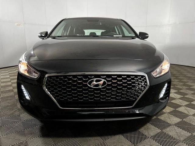Used 2020 Hyundai Elantra GT w/ Style Package 02 image 2