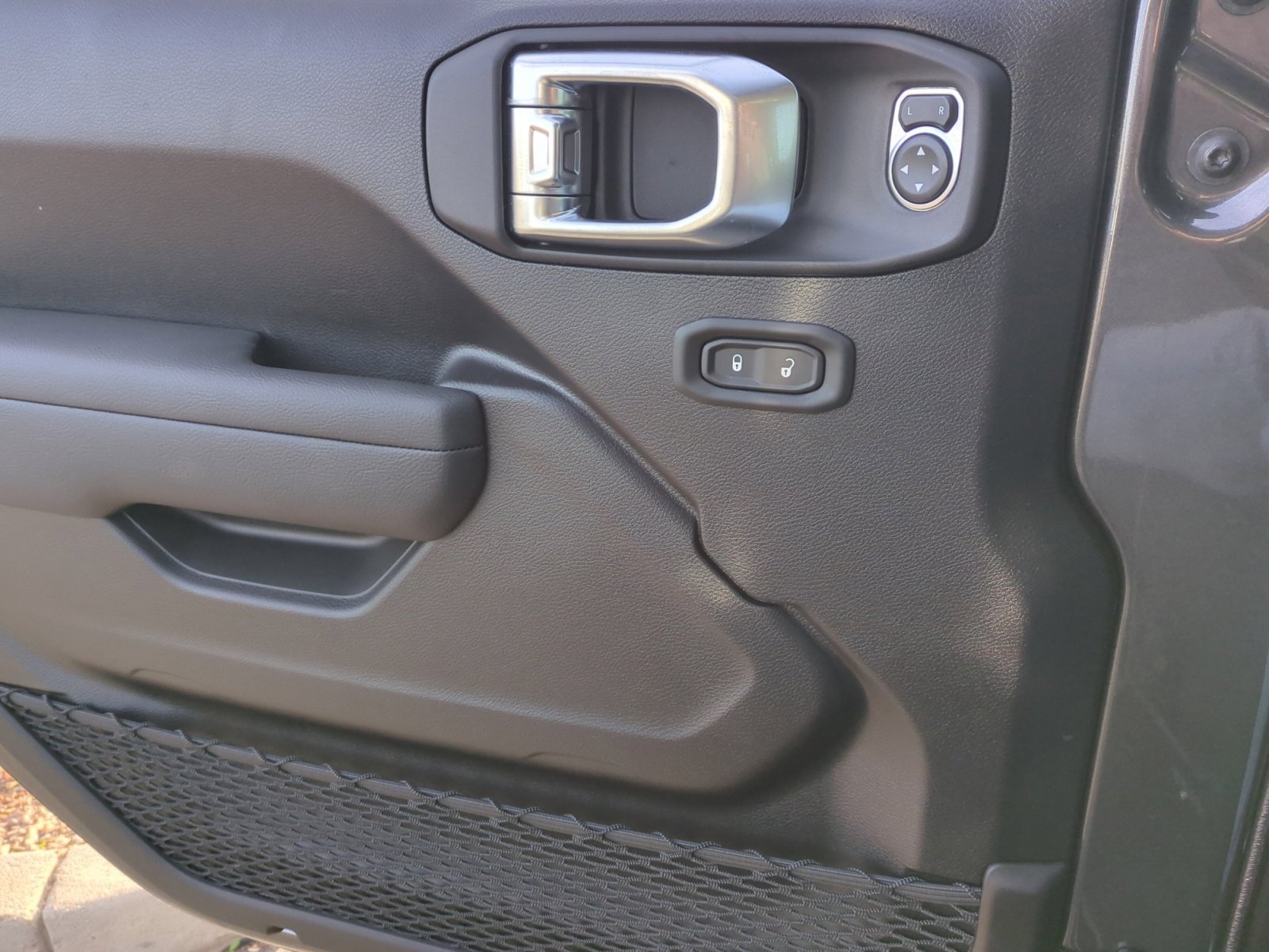 New 2026 Jeep Gladiator Willys image 13