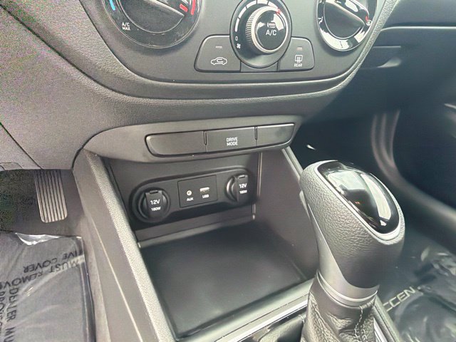 Used 2022 Hyundai Accent SE FWD image 27