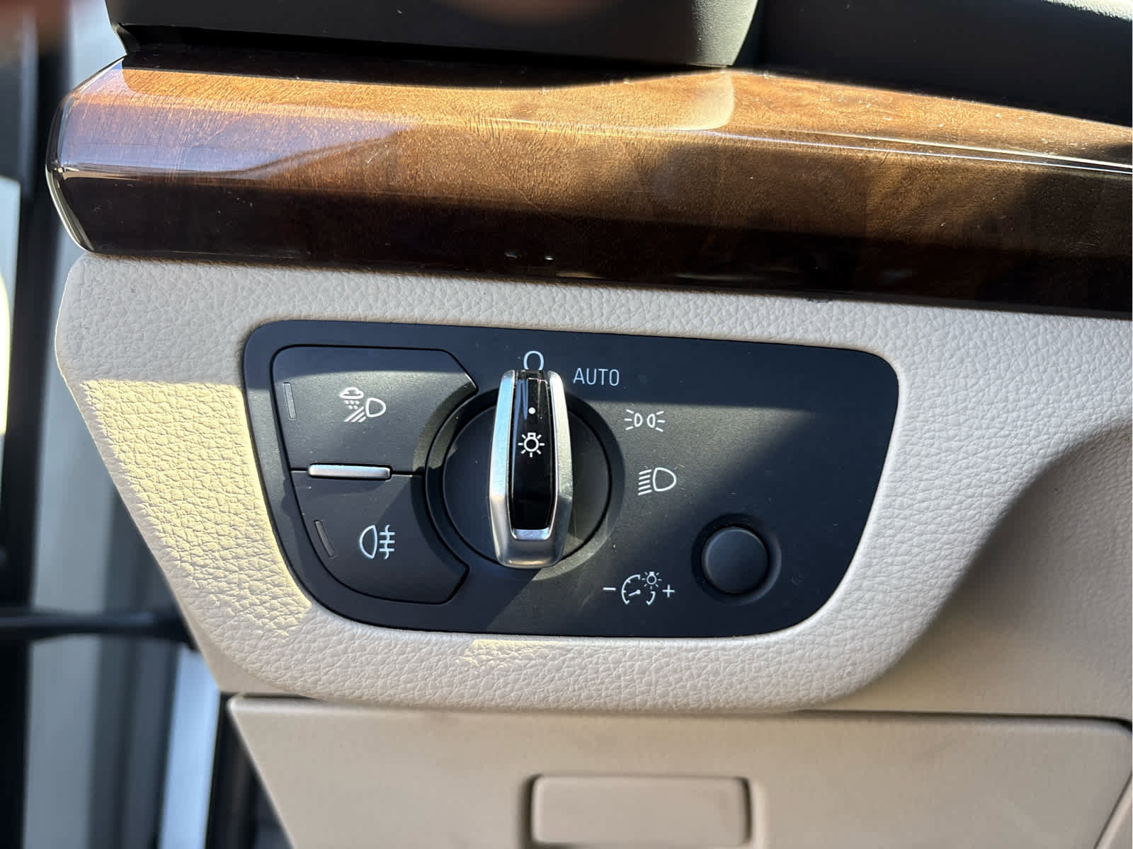 Used 2018 Audi Q5 2.0T Premium Plus w/ Premium Plus Package image 28