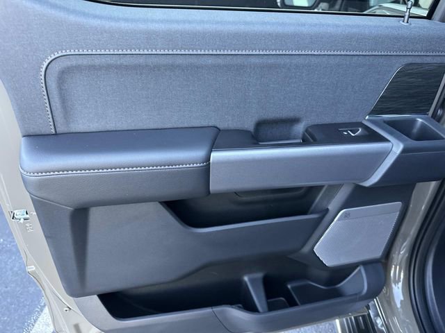 New 2025 Ford F150 Lariat w/ Equipment Group 501A Mid image 29