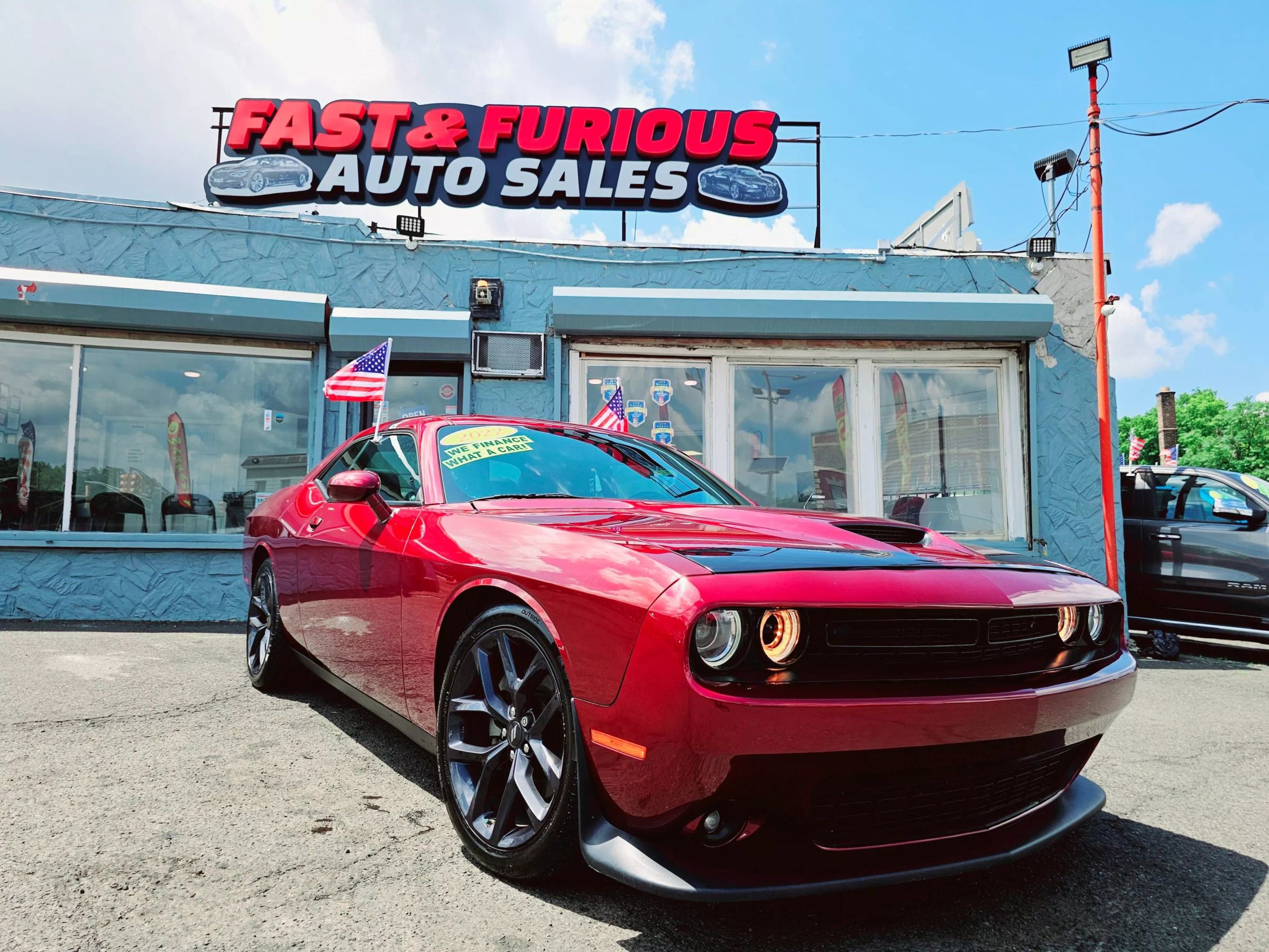 Used 2022 Dodge Challenger GT w/ Plus Package image 2