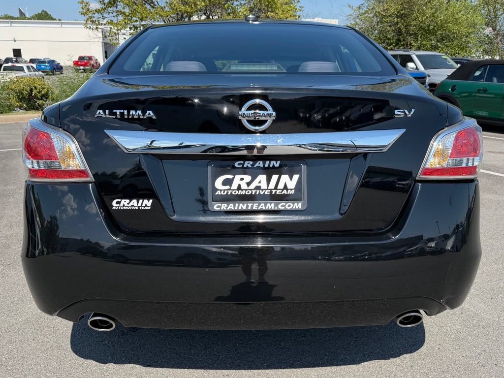 Used 2015 Nissan Altima 2.5 SV FWD image 6