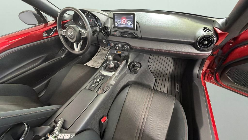Used 2016 MAZDA MX-5 Miata Club w/ Brembo/BBS Package RWD image 35