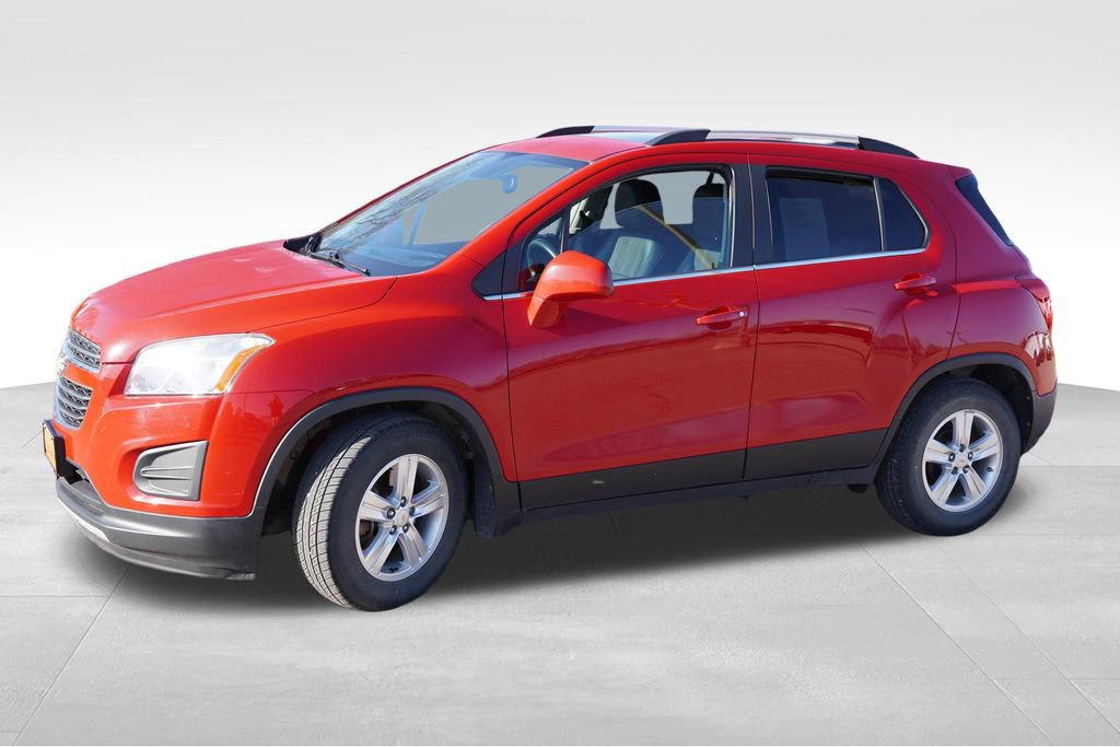 Used 2016 Chevrolet Trax LT w/ LT Sun and Sound Package FWD image 10